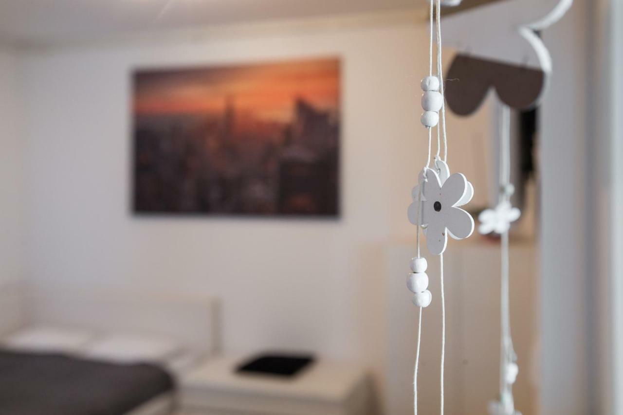 Cozy & Modern Studio With Balcony Zágráb Kültér fotó